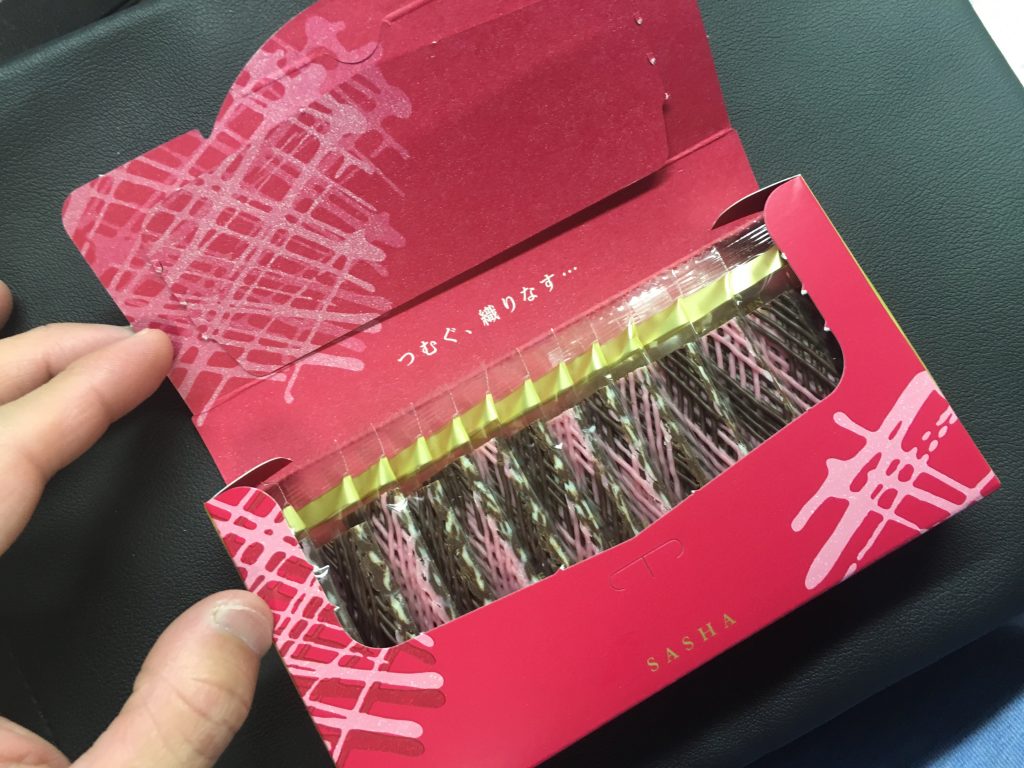 Lotte 紗々 赤紅いちご が高い 高級感ありすぎる イチゴログ